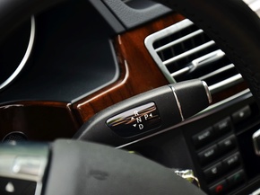 北京奔驰 E300L 3.0L 自动 方向盘右侧控制杆