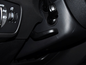 奥迪(进口) 30 TFSI 方向盘调节