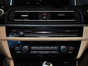 华晨宝马  535Li 中控台中央特写