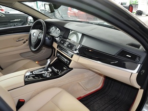 华晨宝马  520Li 中控台右侧