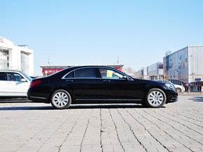 奔驰(进口)  S400L 3.0T 自动 车辆正右侧