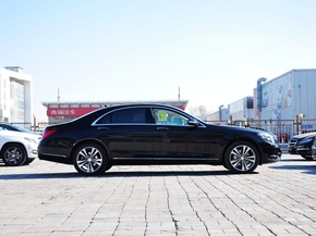 奔驰(进口)  S400L 3.5L AT 车辆正右侧