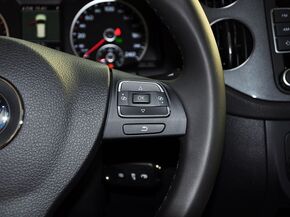 大众(进口)  2.0TSI 方向盘右侧