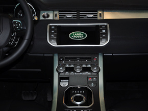 路虎  2.0T 中控仪表台总特写