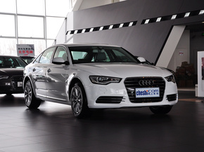 一汽奥迪 30 FSI 车辆右侧45度角