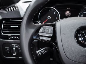 大众(进口) 改款R-LINE V8