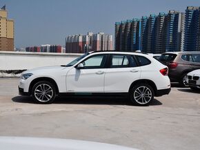 华晨宝马 sDrive20i 车辆左正侧视角