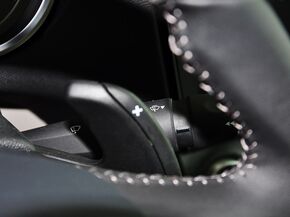 东风标致  1.6T 自动 方向盘右侧控制杆