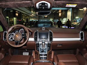 保时捷  Cayenne Turbo 4.8T 中控台整体