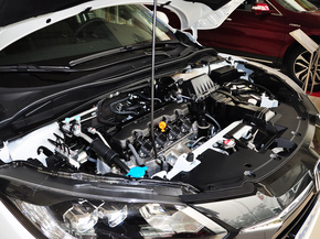 广汽本田  1.8L CVT 发动机主体特写