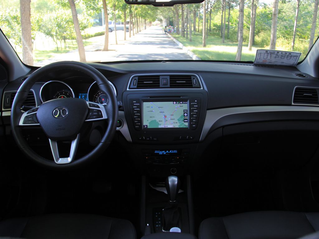 北汽绅宝  2.0T 自动
