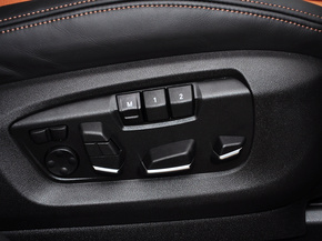 宝马(进口)  xDrive35i 副驾驶席坐垫侧面特写