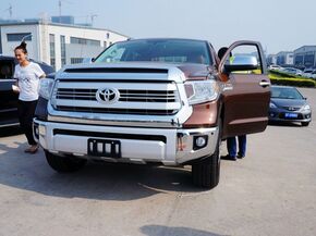 丰田(进口)  5.7L