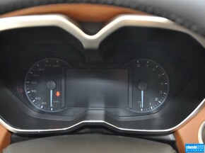 东南汽车  1.5T 手动 方向盘后方仪表盘