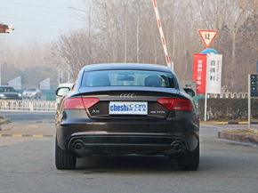 奥迪(进口)  45TFSI 正后