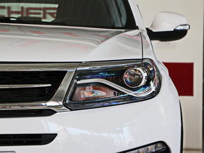 奇瑞汽车  1.5T 左前大灯