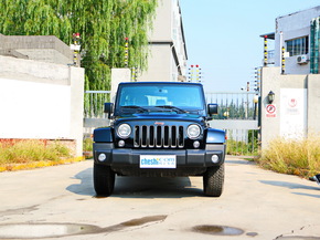 Jeep  3.0L 正前