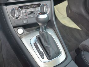 一汽奥迪 40 换挡杆