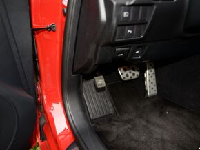 雷克萨斯 300 手刹/驻车按键