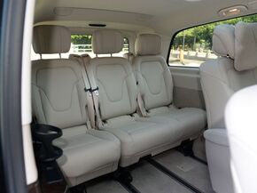 福建奔驰  V 260 L 第二排座椅