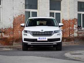 斯柯达  TSI330 正前