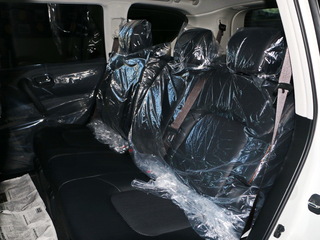 日产(进口)  5.6L 第二排座椅