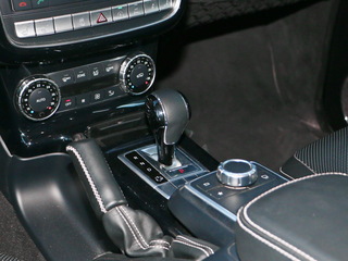 奔驰(进口)  G 500 换挡杆