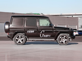 奔驰(进口)  G 500 正右侧