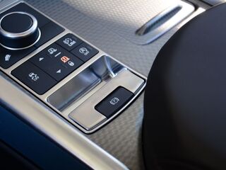 路虎  3.0 手刹/驻车按键