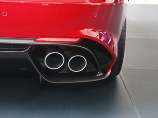 阿尔法.罗密欧  2.9T 510HP 右后雾灯