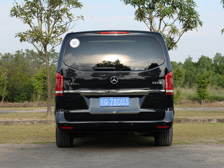 福建奔驰  V 260 L 正后