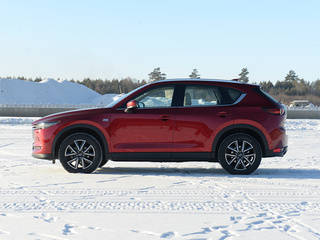 长安马自达  2.5L 正左侧