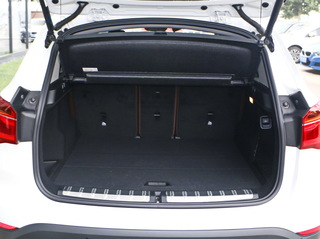 华晨宝马  sDrive18Li