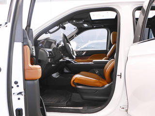 林肯  3.5T 前排空间