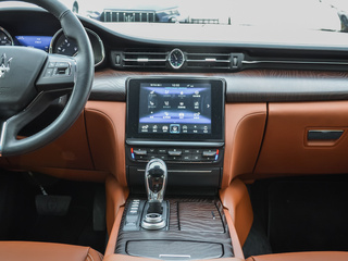 玛莎拉蒂  3.0T 430Hp 中控台