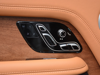 路虎  5.0 V8 SC AB