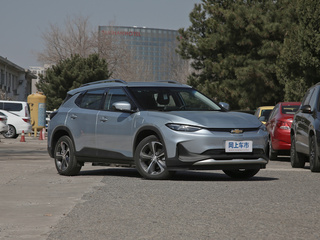 雪佛兰   右前正45度