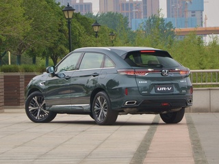 东风本田  370TURBO 左后正45度