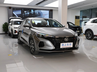 长安汽车  逸动PLUS 蓝鲸NE 1.4T GDI 右前正45度