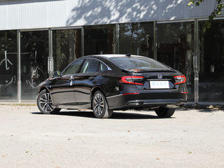 广汽本田  锐·混动 2.0L