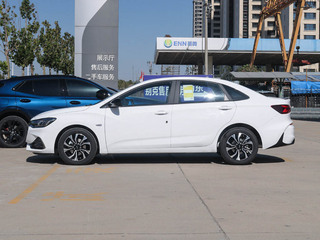 雪佛兰（国产）  轻混 RS 330T 正左侧