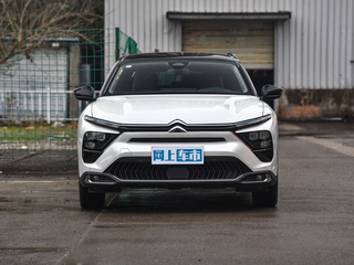 东风雪铁龙  1.6T 领不凡 正前