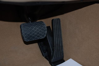 奔驰 新C级 油门刹车踏板 