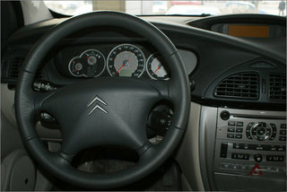 雪铁龙(进口) C5 2009款局部