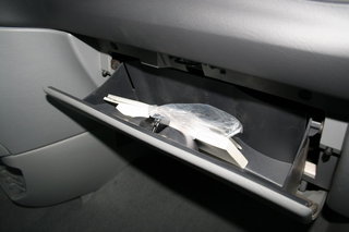 克莱斯勒 大捷龙grand voyager 手套箱 