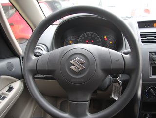 长安铃木 天语SX4-三厢 超值版 2010款中控局部