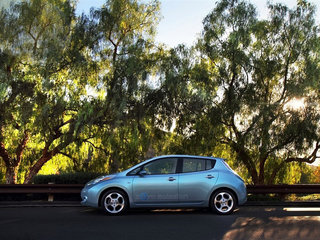 日产(进口) NISSAN LEAF 聆风电动车