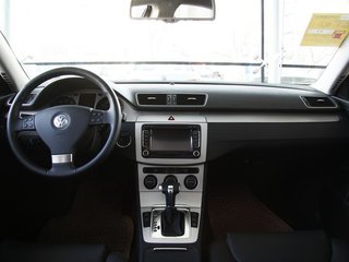 一汽-大众 迈腾 2011款中控