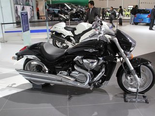INTRUDER M1800R实拍图