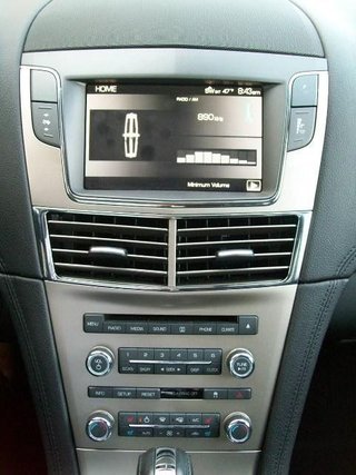 林肯 MKT 中控局部